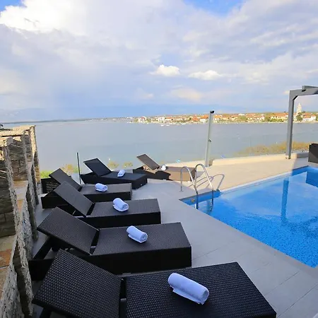Margarita Villa